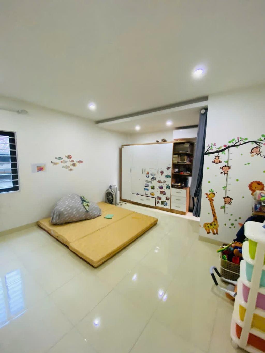 BÁN NHÀ ÔTÔ ĐỖ CỔNG- 2 THOÁNG, YÊN BÌNH, KĐT VĂN QUÁN, 6.09tỷ.